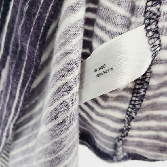 GAP LARGE, Purple Striped Short Sleeve Top T-Shirt - Picture 4 of 4